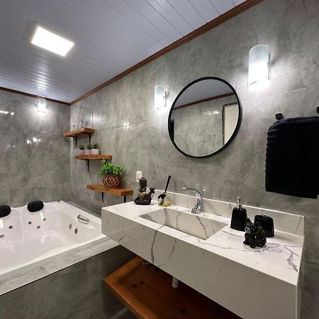 Apartamento Com Hidromassagem Em Gramado Apartment Exterior photo